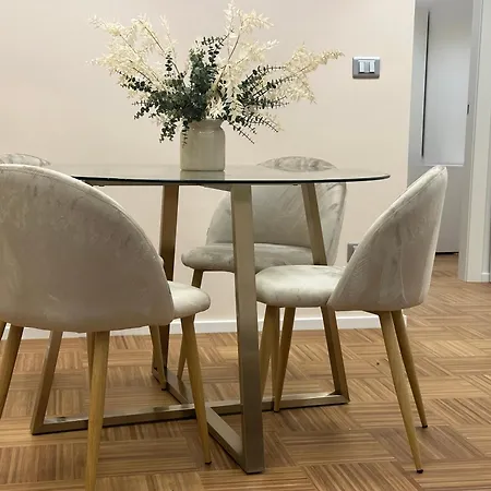 Morea 18 Elegant Independent Apartment