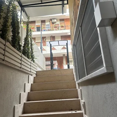 Morea 18 Elegant Independent Apartamento Bari